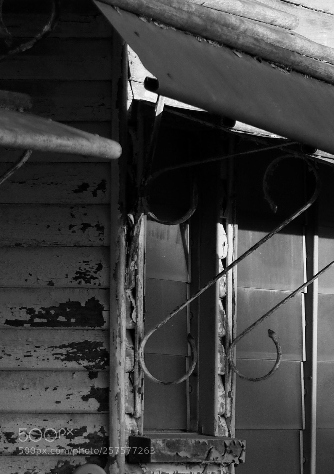 Olympus OM-D E-M10 sample photo. Weathered photography