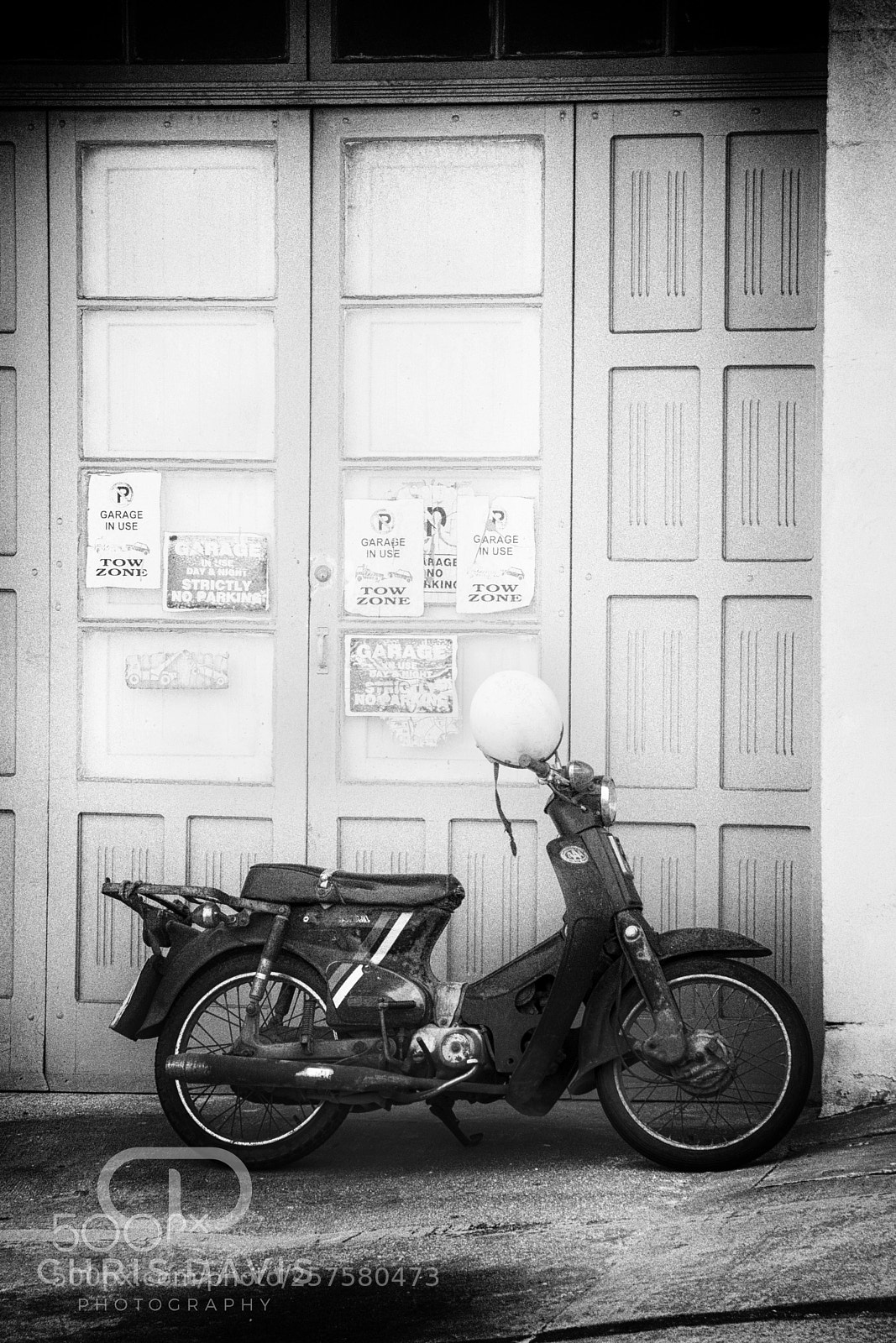Canon EOS 40D sample photo. Mgarr moped photography