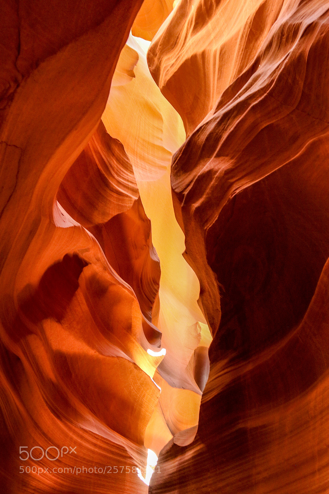 Canon EOS 7D Mark II sample photo. Upper antelope canyon photography