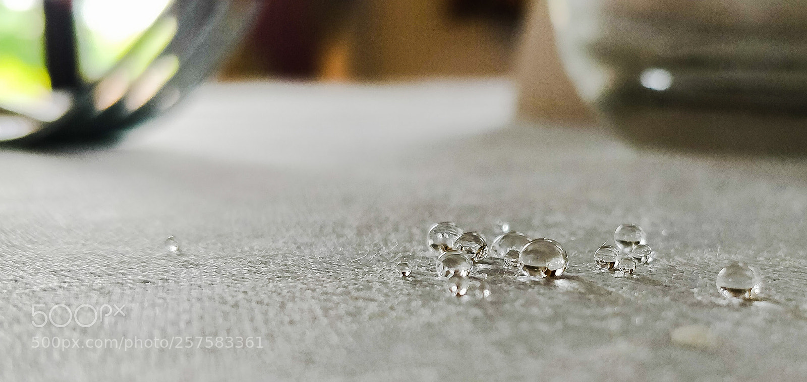 OnePlus 5T sample photo. Drops photography