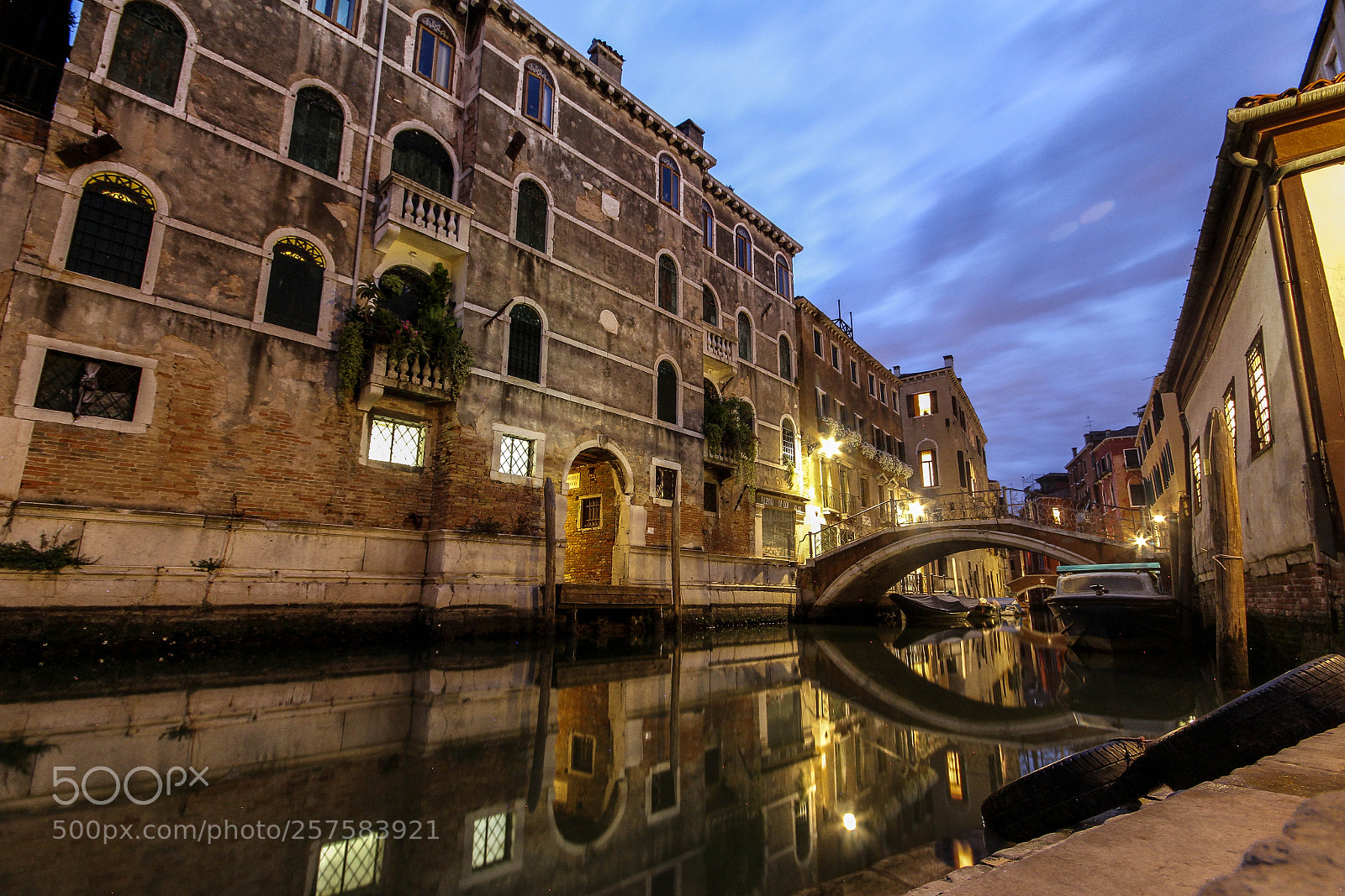 Canon EOS 60D sample photo. Venice at night photography