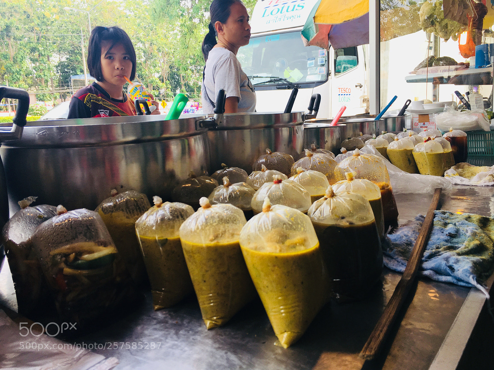 Apple iPhone 6s sample photo. Street food photography