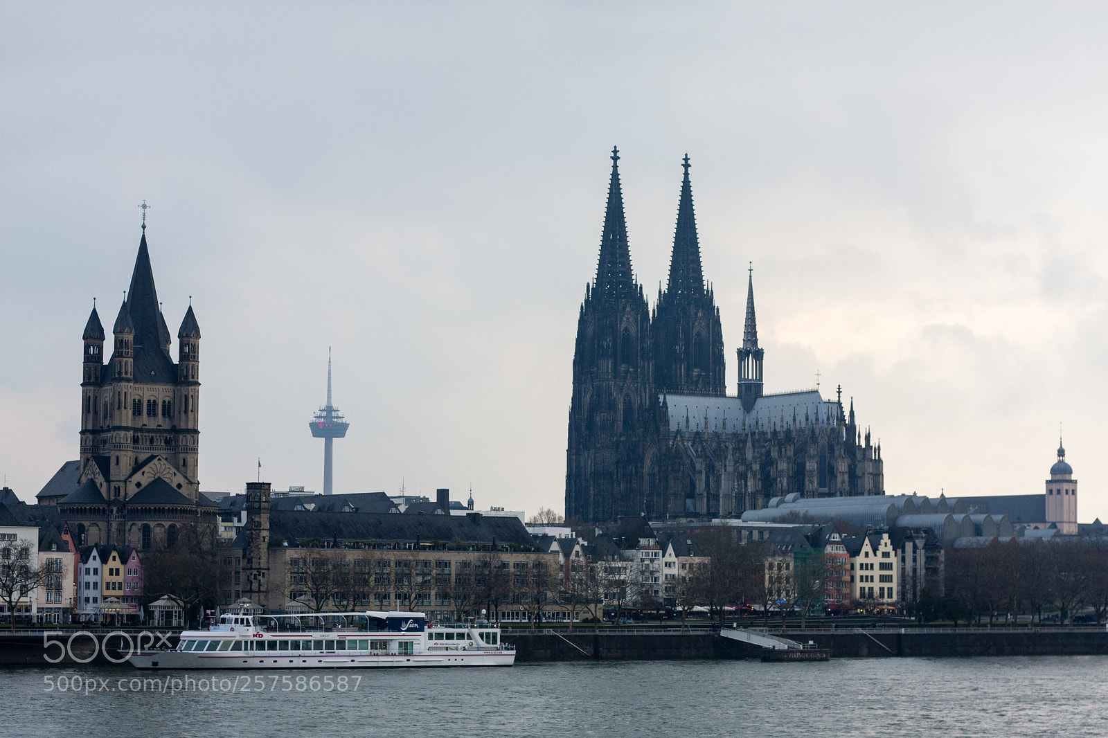 Canon EOS 40D sample photo. Cologne photography
