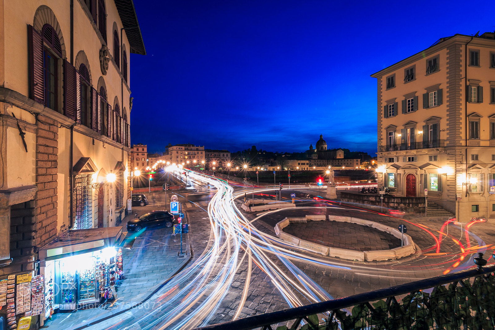 Canon EOS 700D (EOS Rebel T5i / EOS Kiss X7i) sample photo. Firenze 4 , piazza goldoni photography