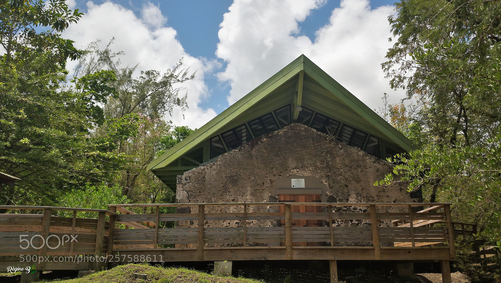 Samsung Galaxy Note4 sample photo. Mangrove house photography