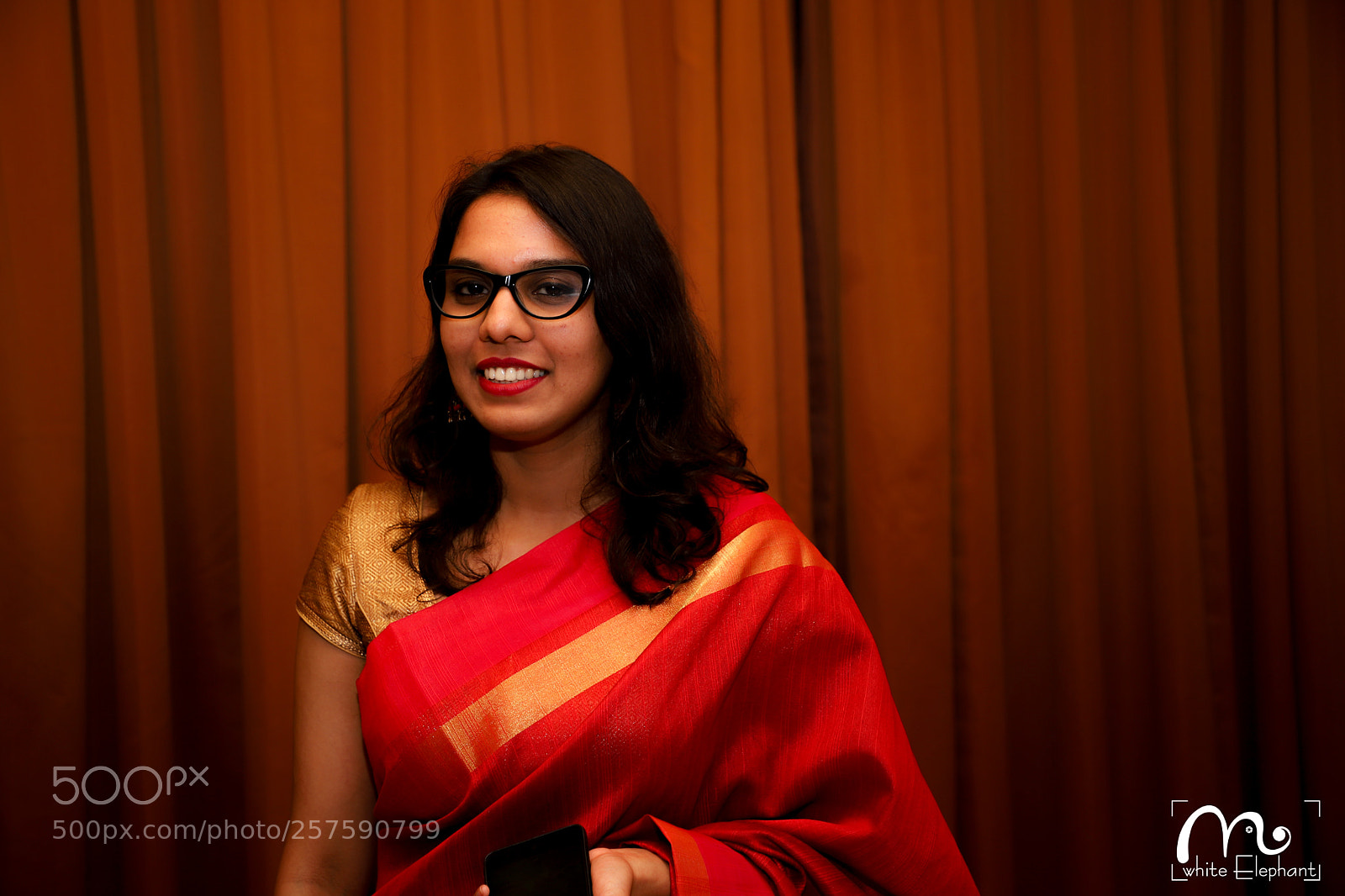 Canon EOS 6D Mark II sample photo. Red photography