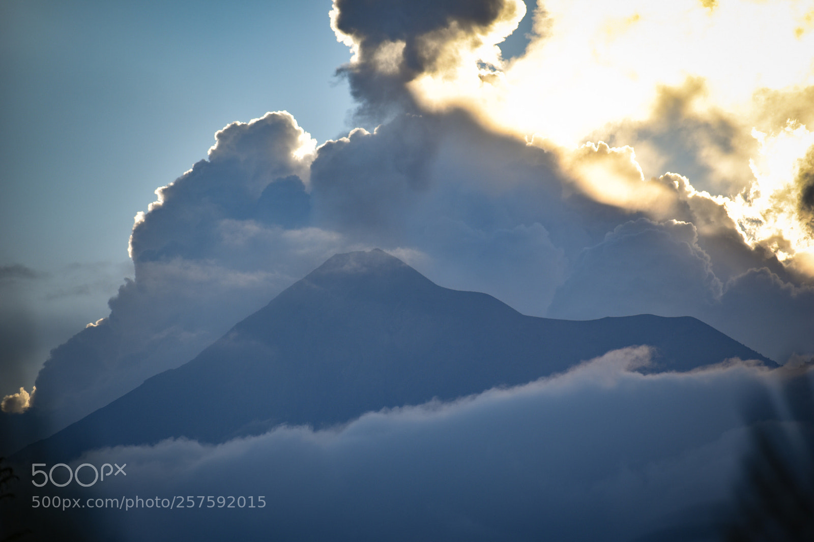 Nikon D5600 sample photo. Volcán acatenango  photography