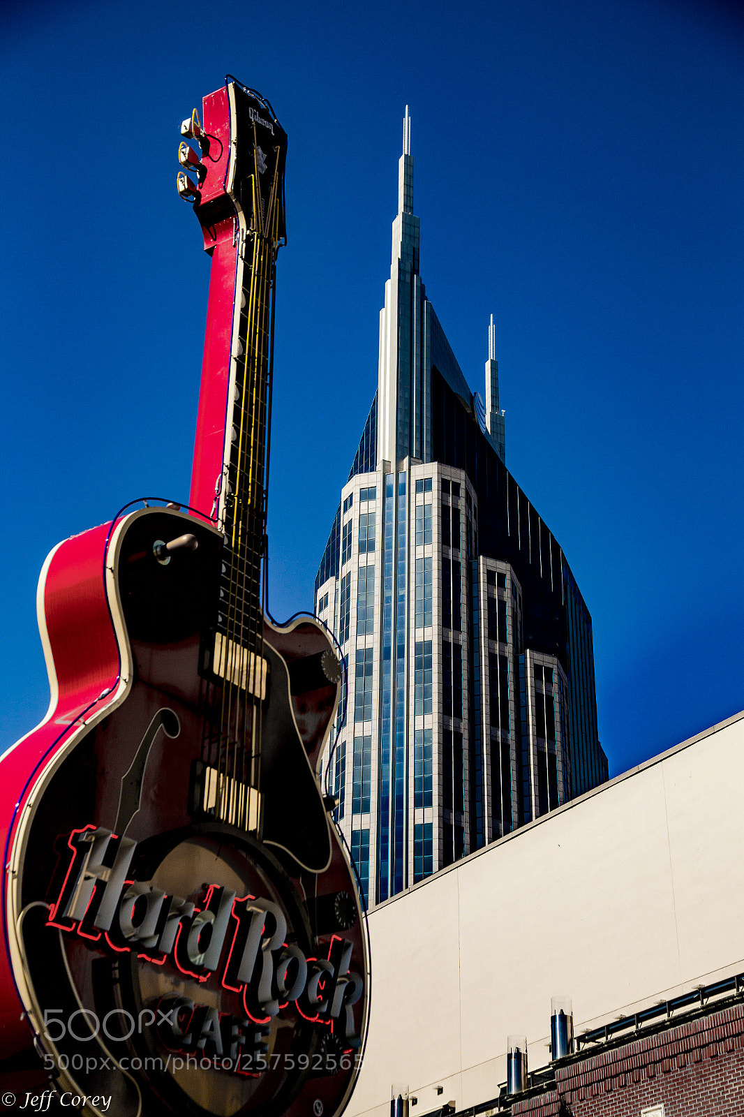 Canon EOS 6D sample photo. Guitar vs. skyscraper photography