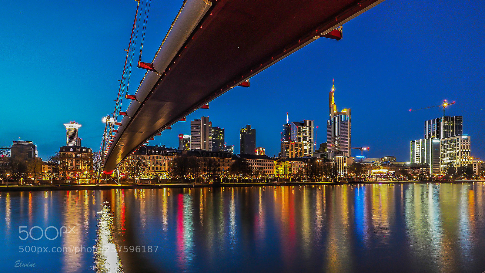 Olympus OM-D E-M1 Mark II sample photo. Under the bridge photography