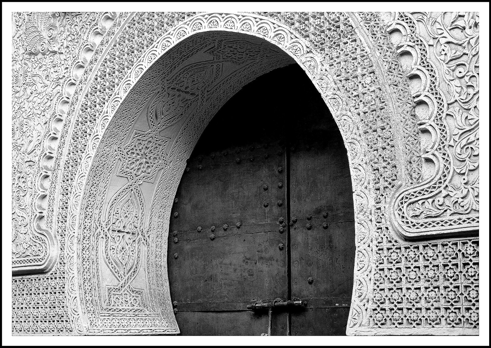 Nikon D7000 sample photo. Door frame. fez, morroco. photography