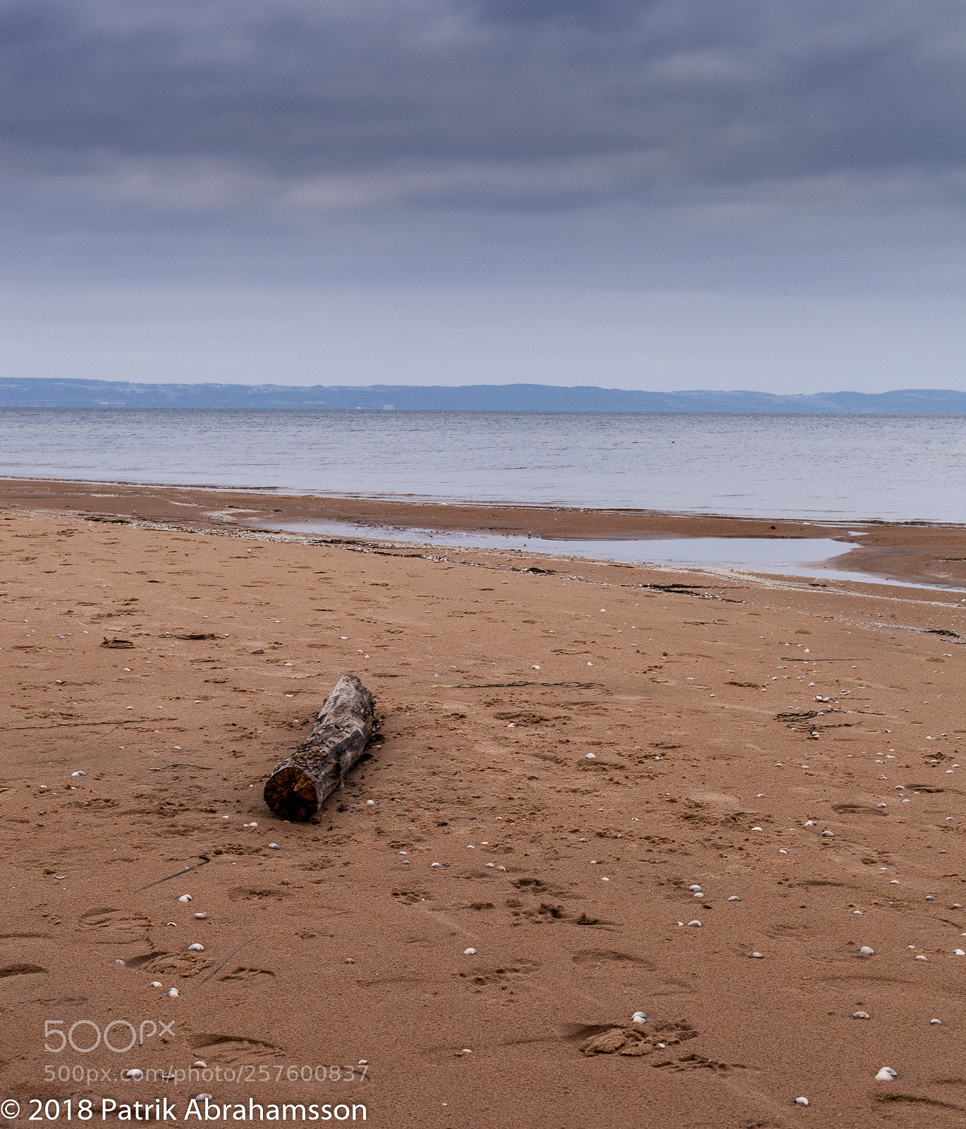 Canon EOS 5D Mark II sample photo. Winter beach photography