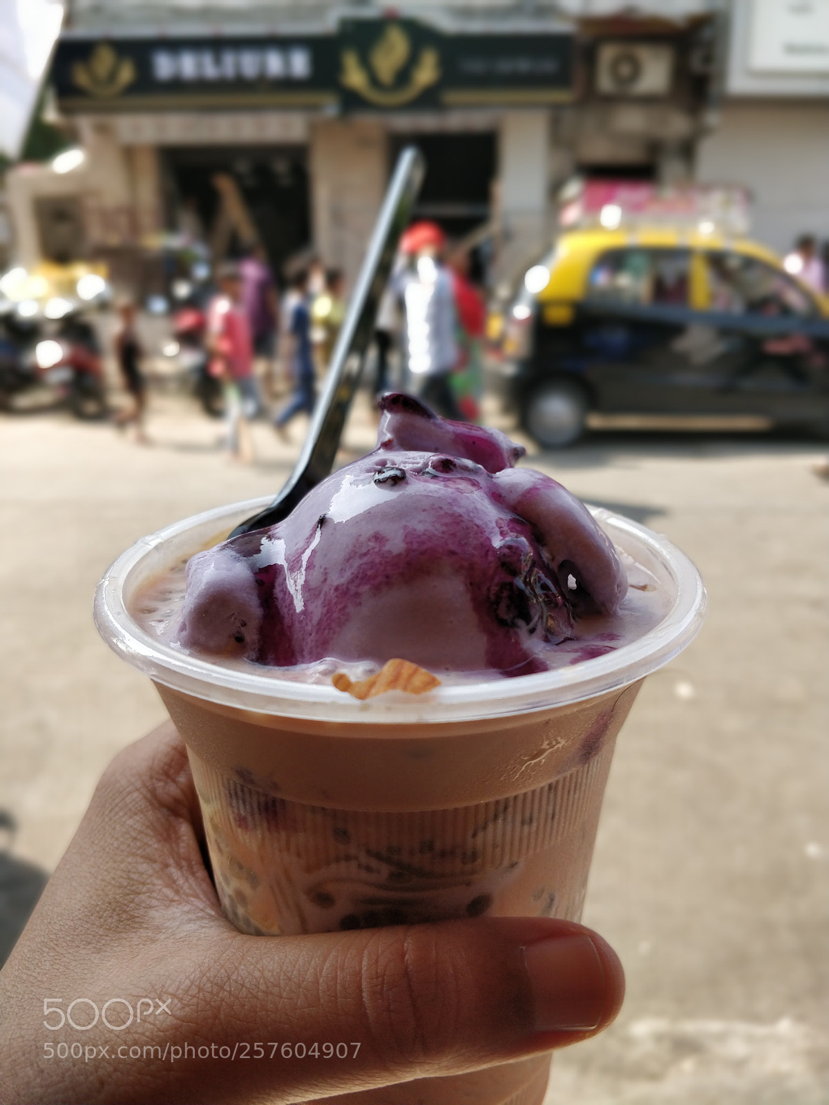 OnePlus 5T sample photo. Bokeh photography