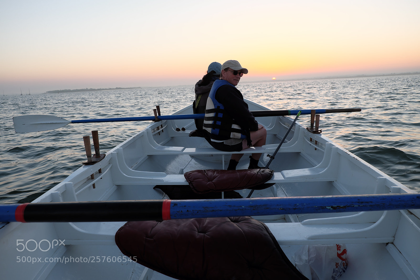 Fujifilm X-T10 sample photo. Waiting for the sun photography