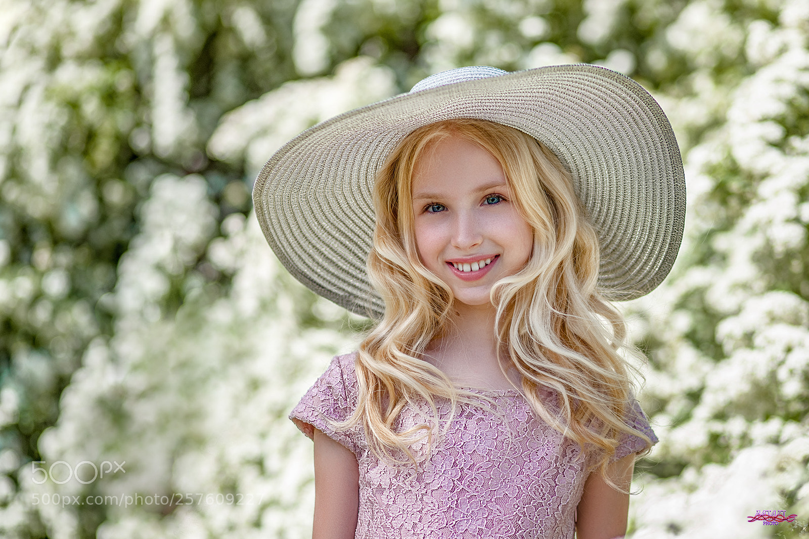 Canon EOS 5D Mark II sample photo. Sonya awesome smile photography