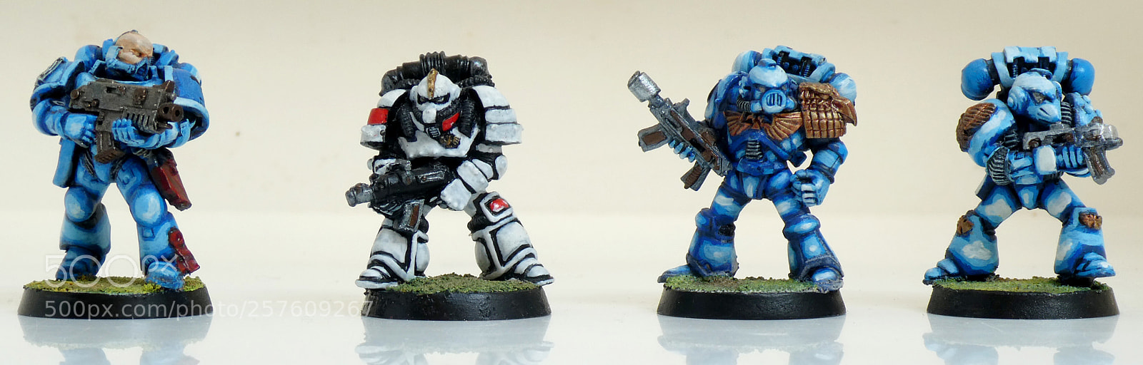 Panasonic Lumix DC-ZS70 (Lumix DC-TZ90) sample photo. T four marines front photography