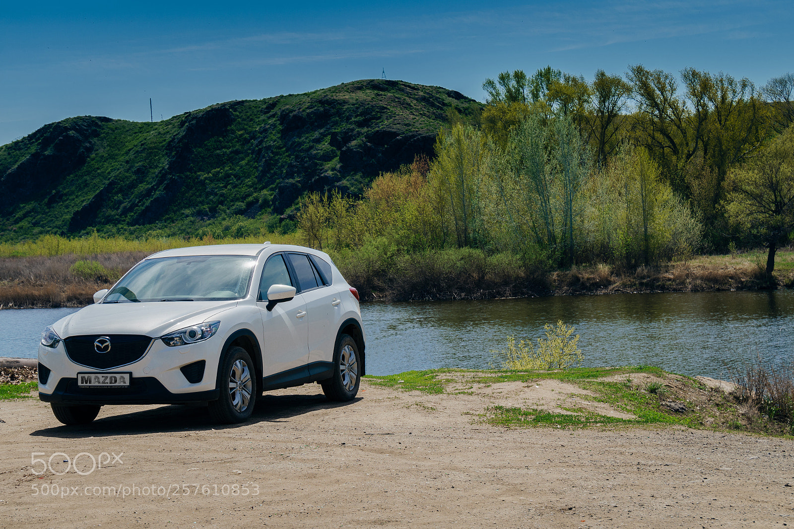 Sony Alpha a5000 (ILCE 5000) sample photo. Mazda cx-5 photography