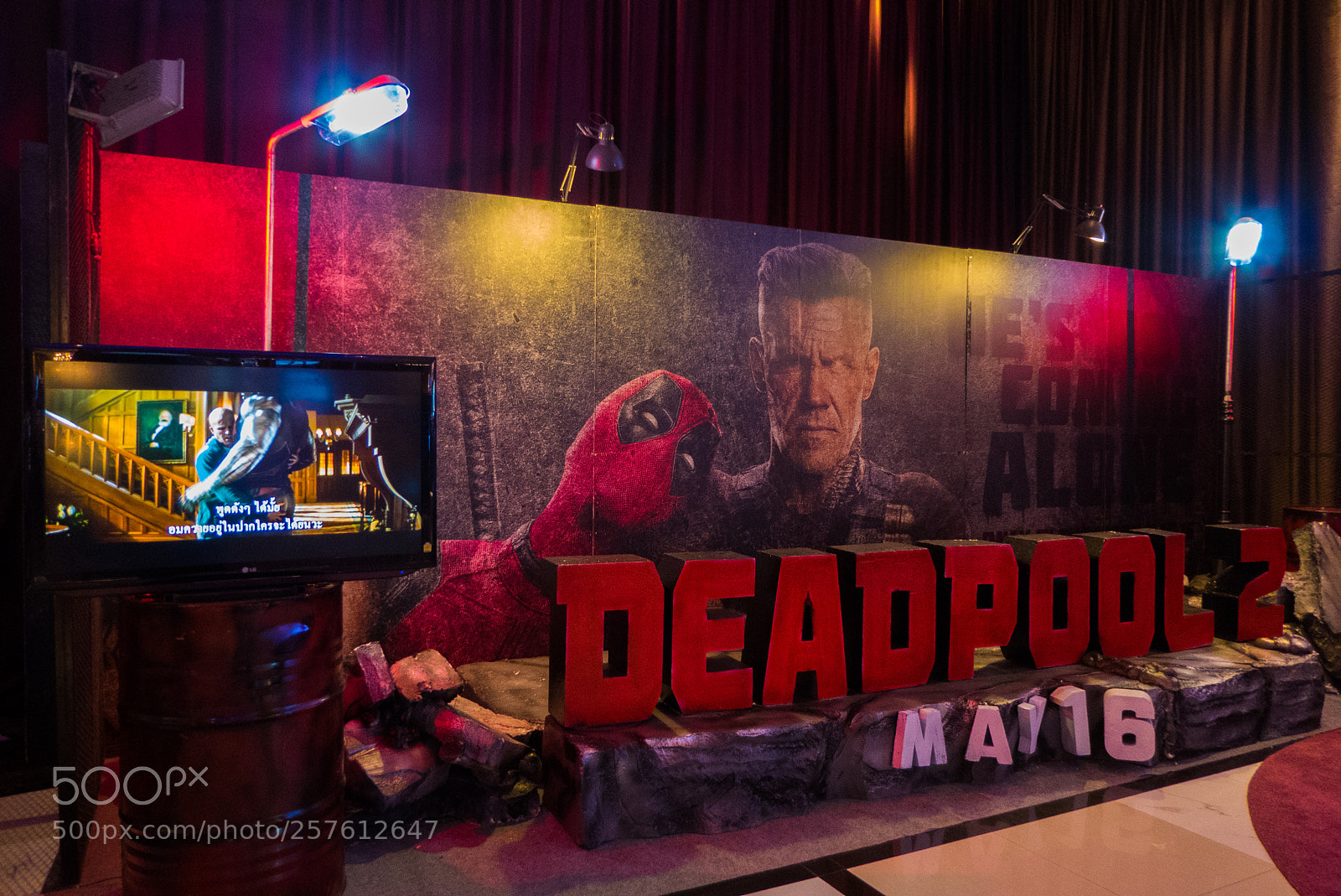Panasonic Lumix DMC-ZS50 (Lumix DMC-TZ70) sample photo. Deadpool 2 standee photography