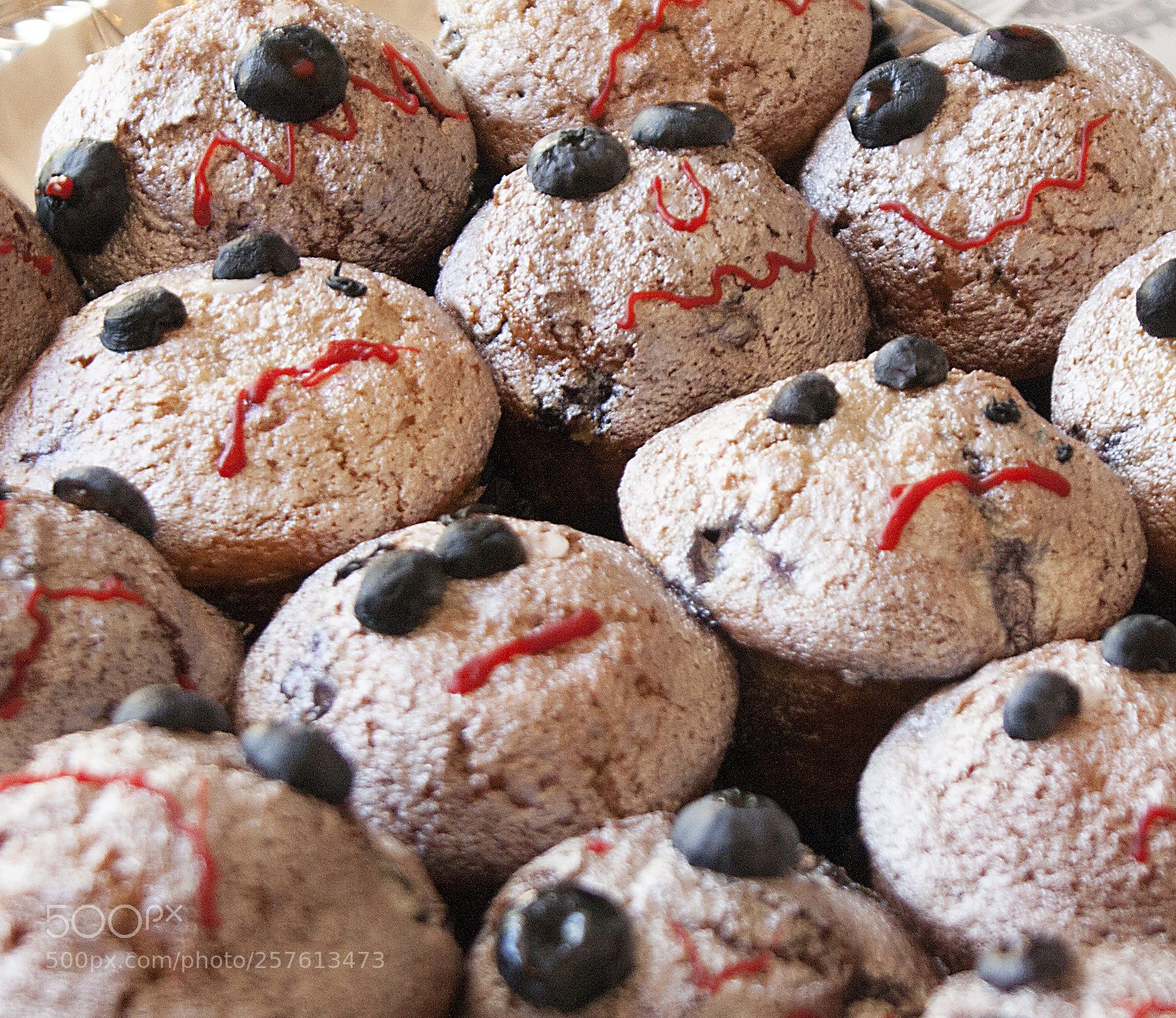 Canon EOS 350D (EOS Digital Rebel XT / EOS Kiss Digital N) sample photo. Blue muffins o photography