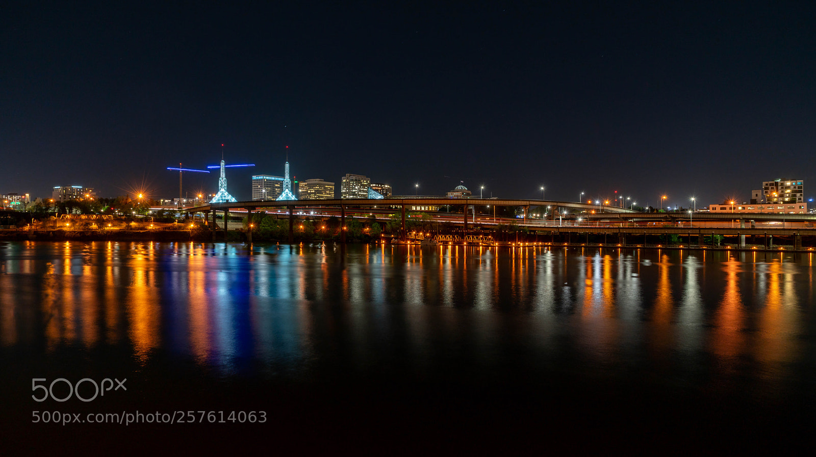 Sony a7R II sample photo. A night in portland photography