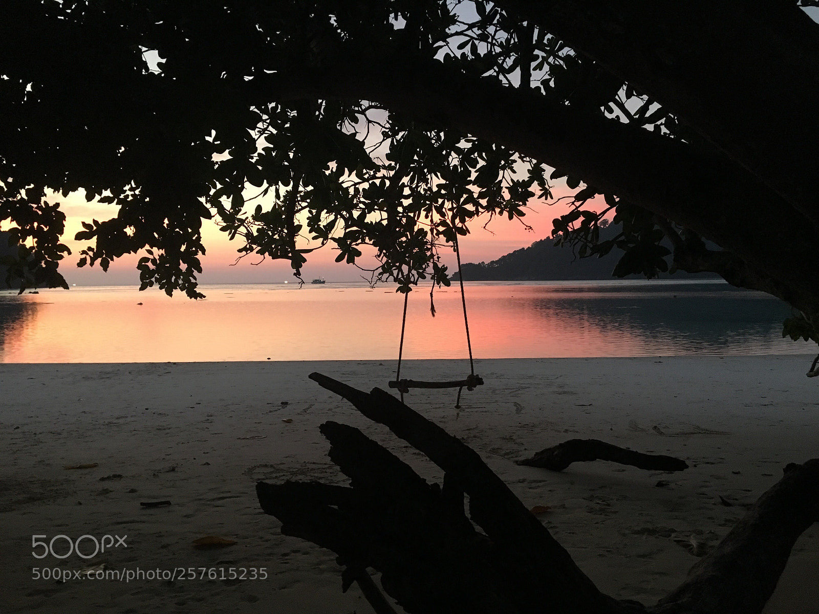 Apple iPhone 6s sample photo. Sunset in paradise photography
