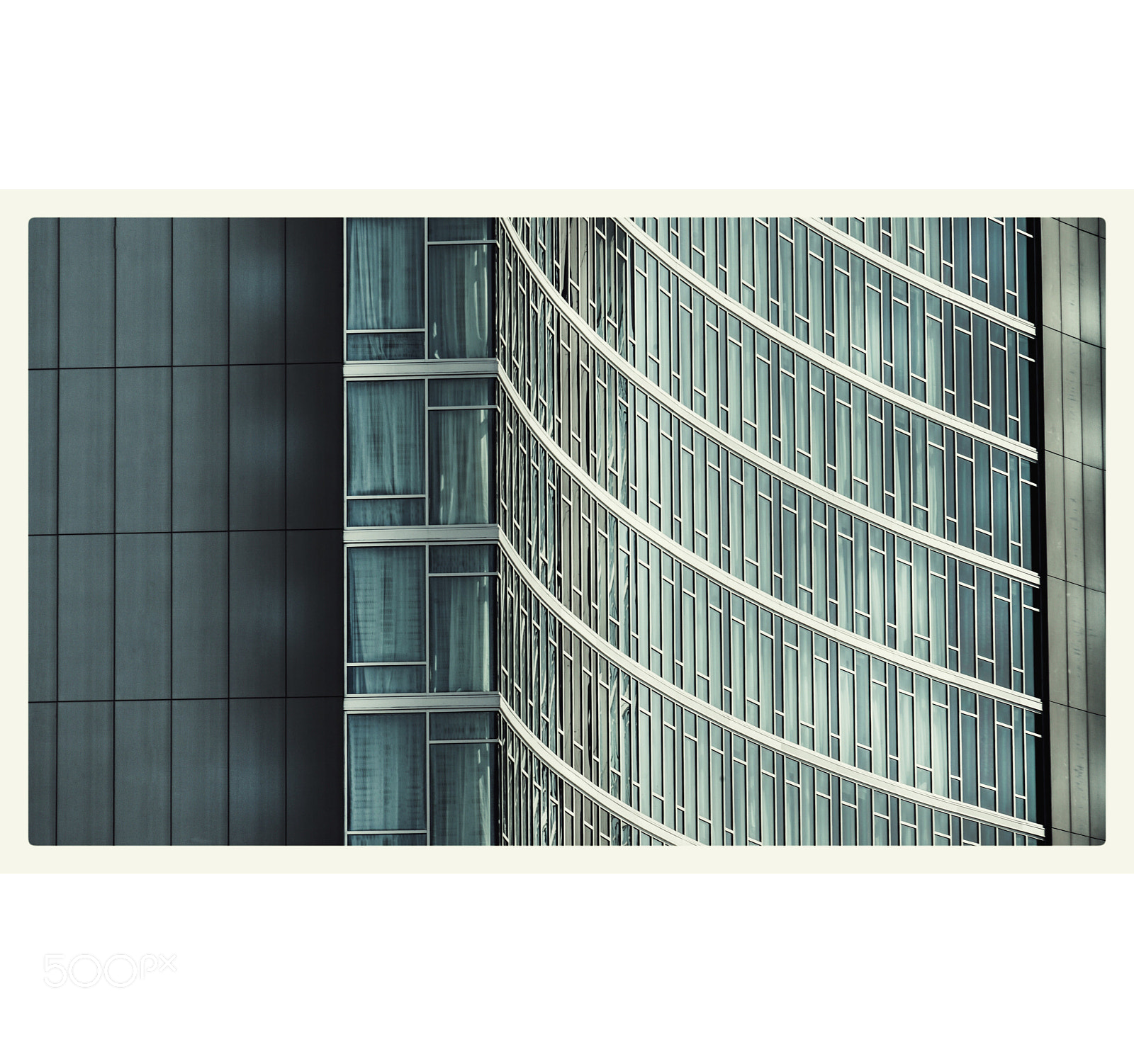 Sony a7R II sample photo. Illusion at the thompson photography