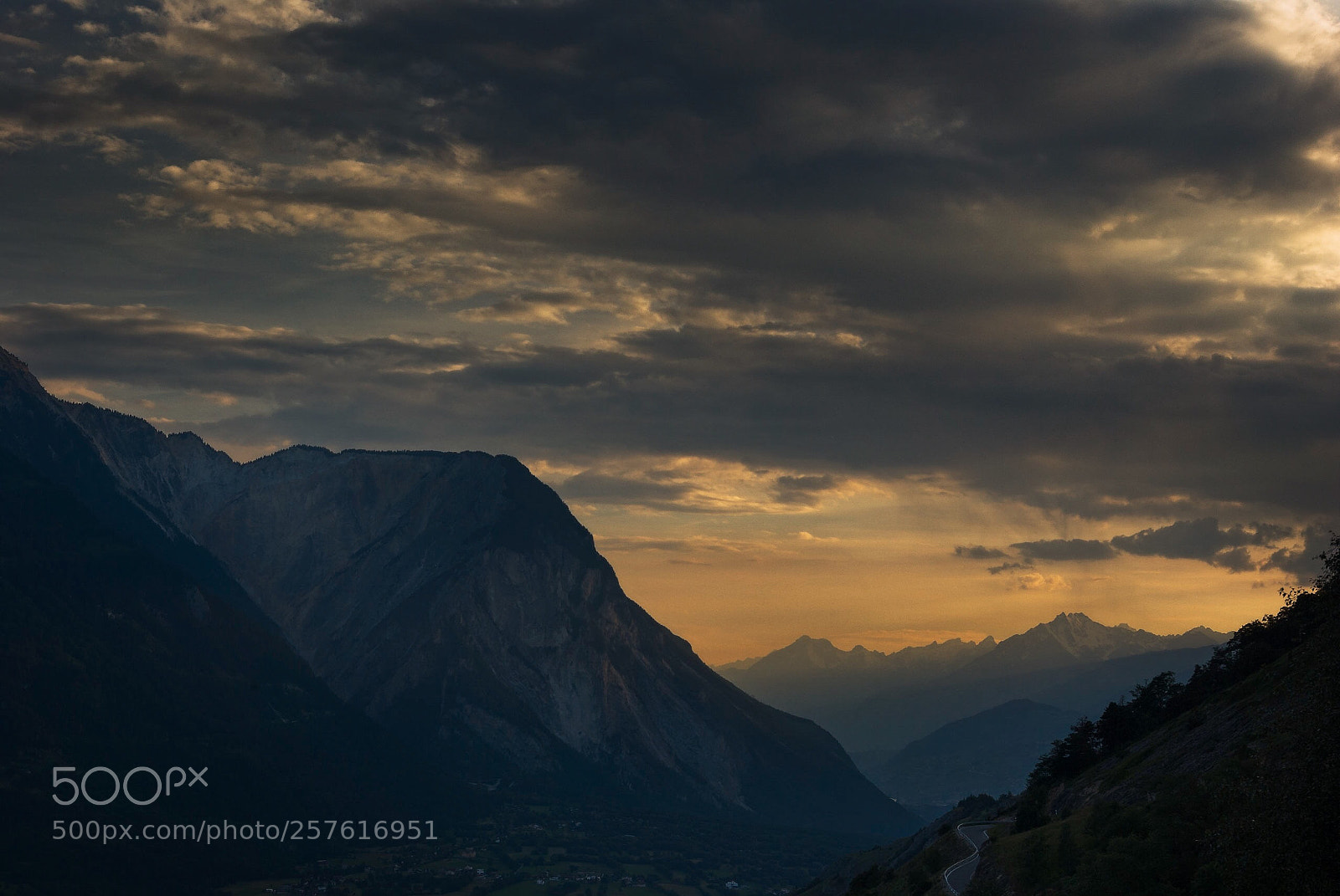 Pentax K10D sample photo. Rhône valley  photography