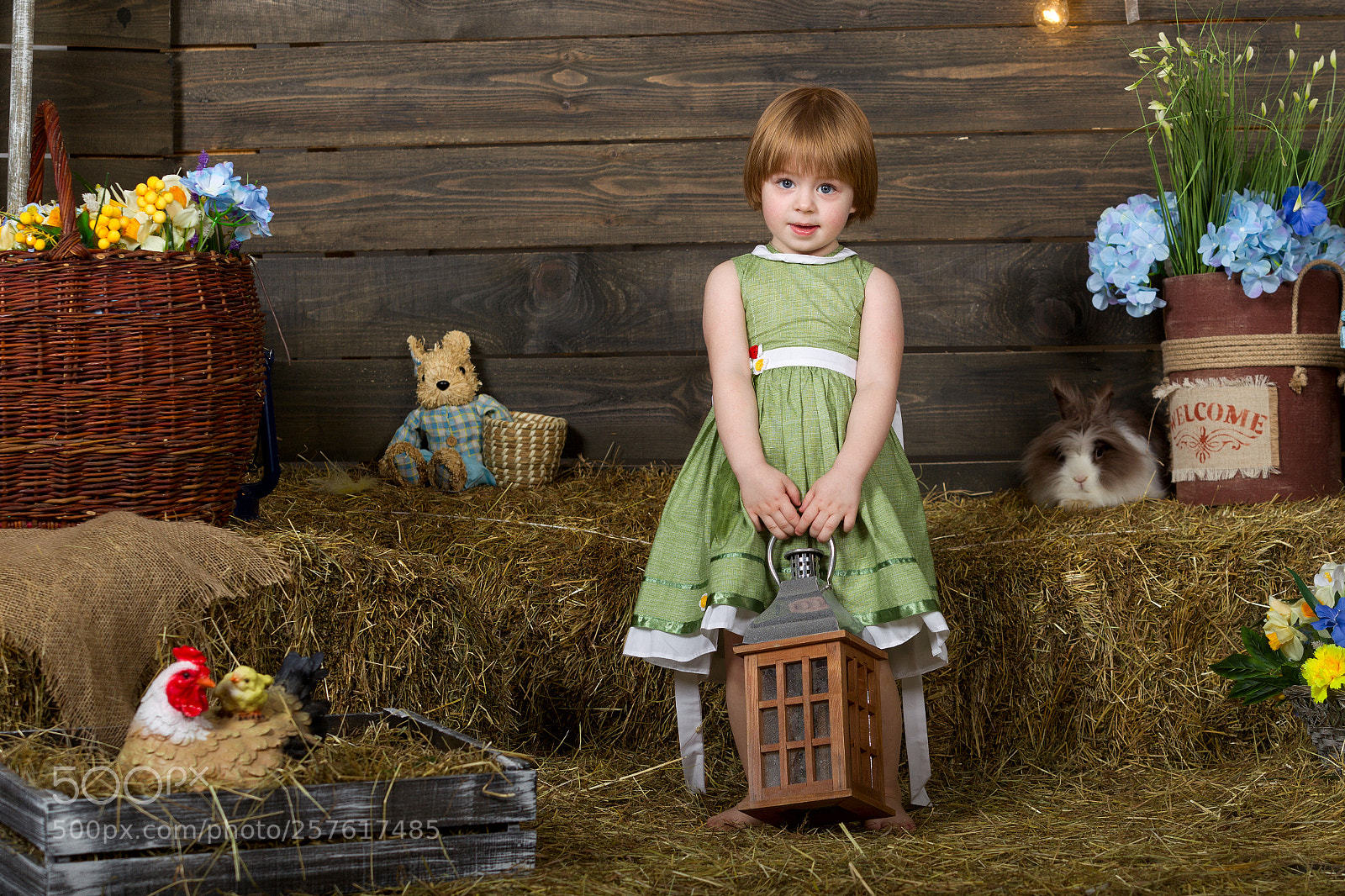 Canon EOS-1D Mark IV sample photo. Little girl in a photography