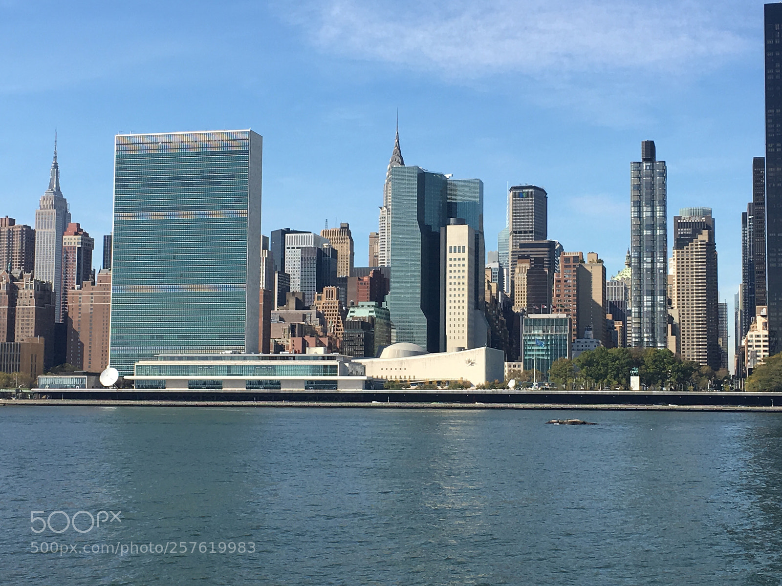 Apple iPhone 6s Plus sample photo. United nations from ferry photography