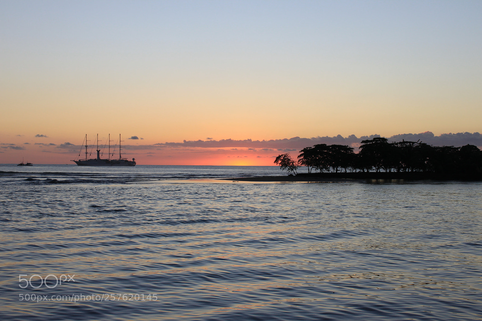Canon EF-S 18-55mm F3.5-5.6 IS sample photo. Dusk photography