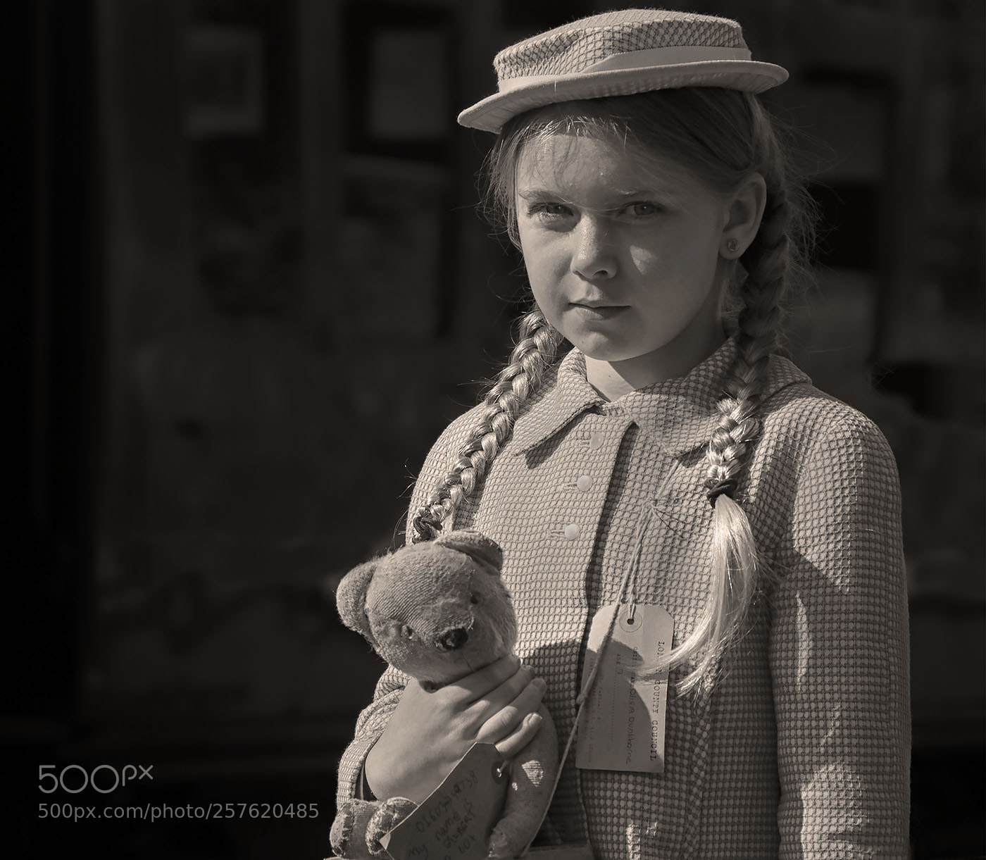 Canon EOS-1D X sample photo. Evacuee (janet morgan) photography