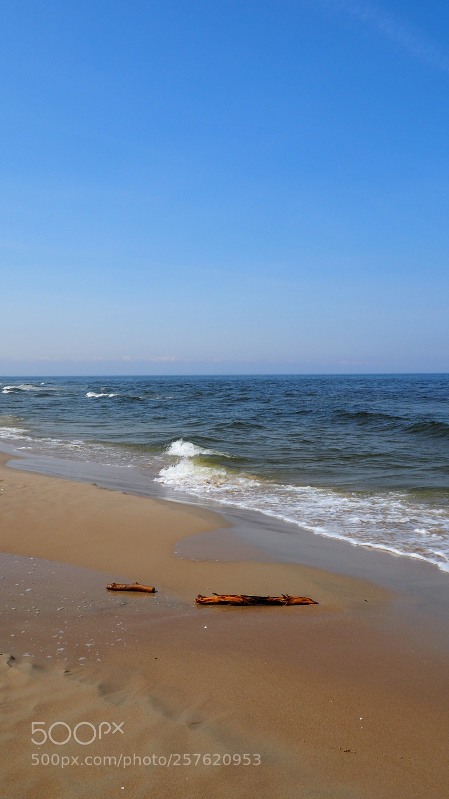 Olympus OM-D E-M10 II sample photo. Sea photography
