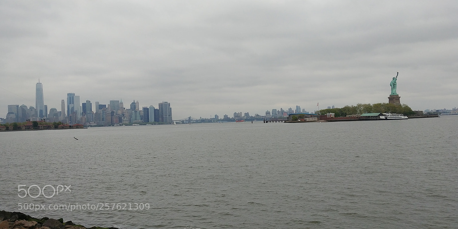 LG G6 sample photo. The statue of liberty photography