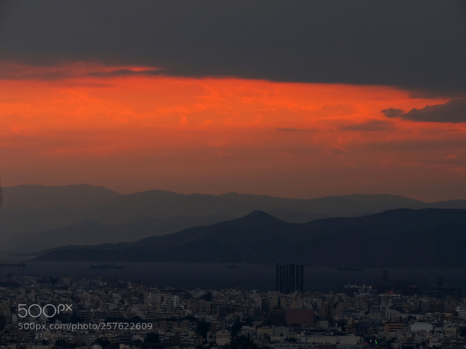 Nikon Coolpix P520 sample photo. Sunset in piraeus photography