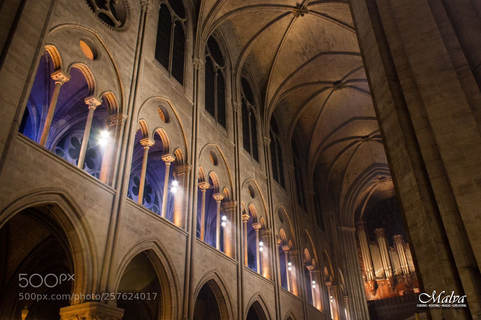 Canon EOS 40D sample photo. Notre-dame photography