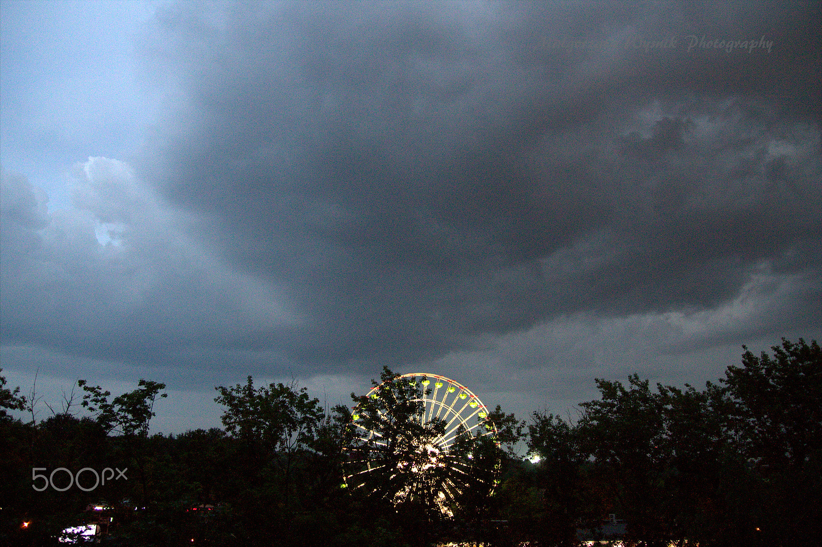 Tamron SP AF 17-50mm F2.8 XR Di II LD Aspherical (IF) sample photo. Black clouds photography