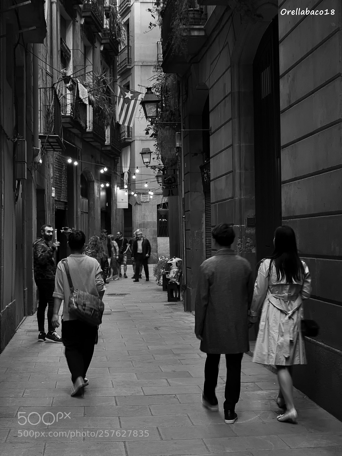 Olympus E-420 (EVOLT E-420) sample photo. El born barcelona photography