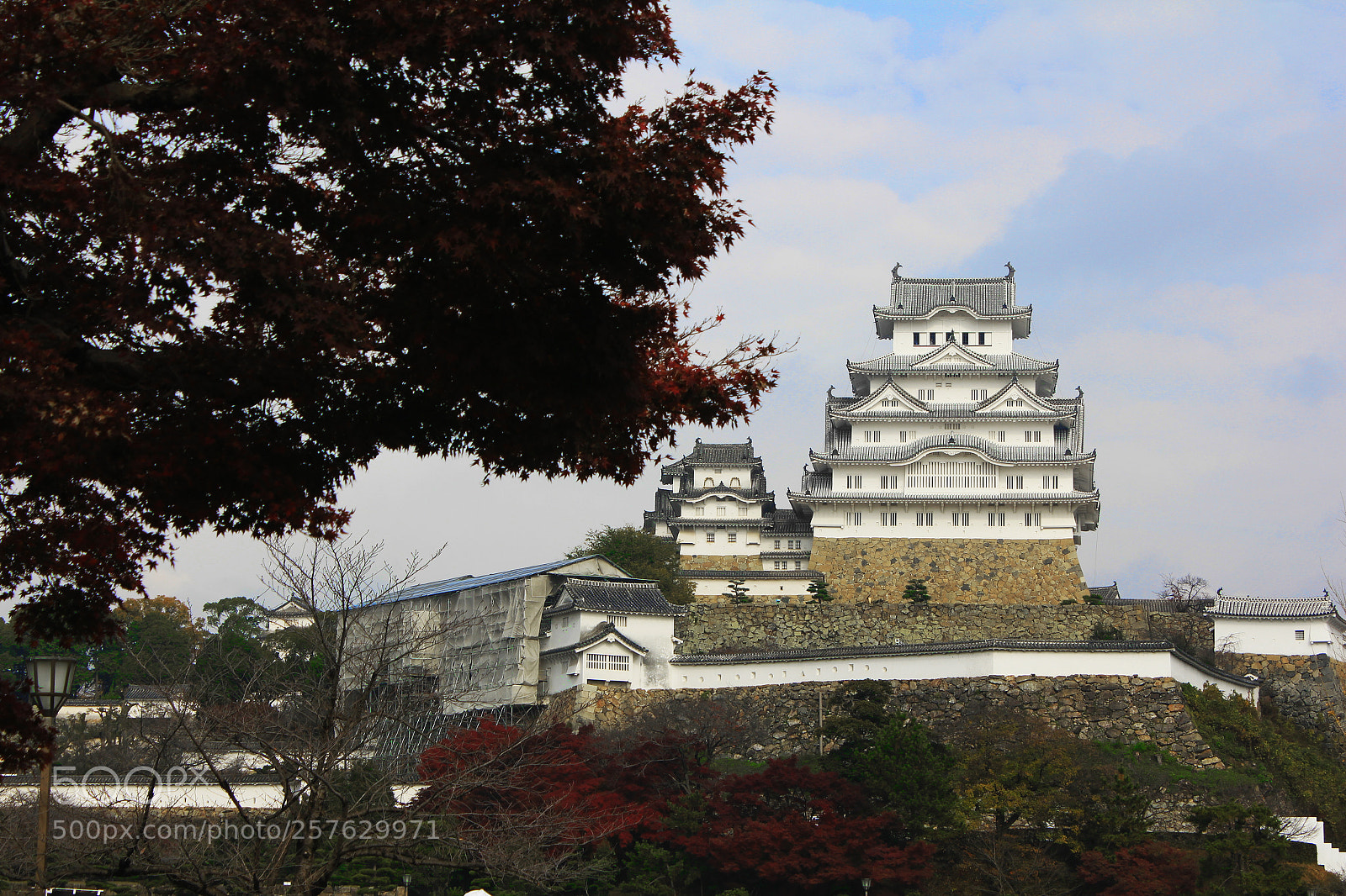 Canon EOS 550D (EOS Rebel T2i / EOS Kiss X4) sample photo. Himeji castle 1 photography