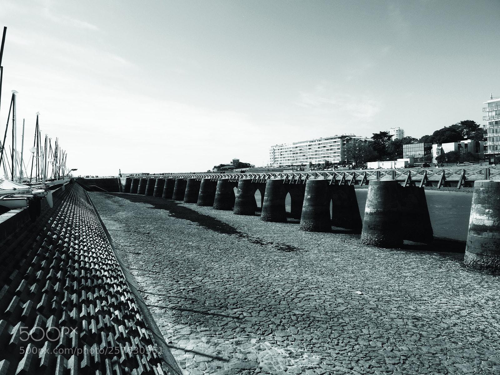 Sony Cyber-shot DSC-HX50V sample photo. City on a bridge photography