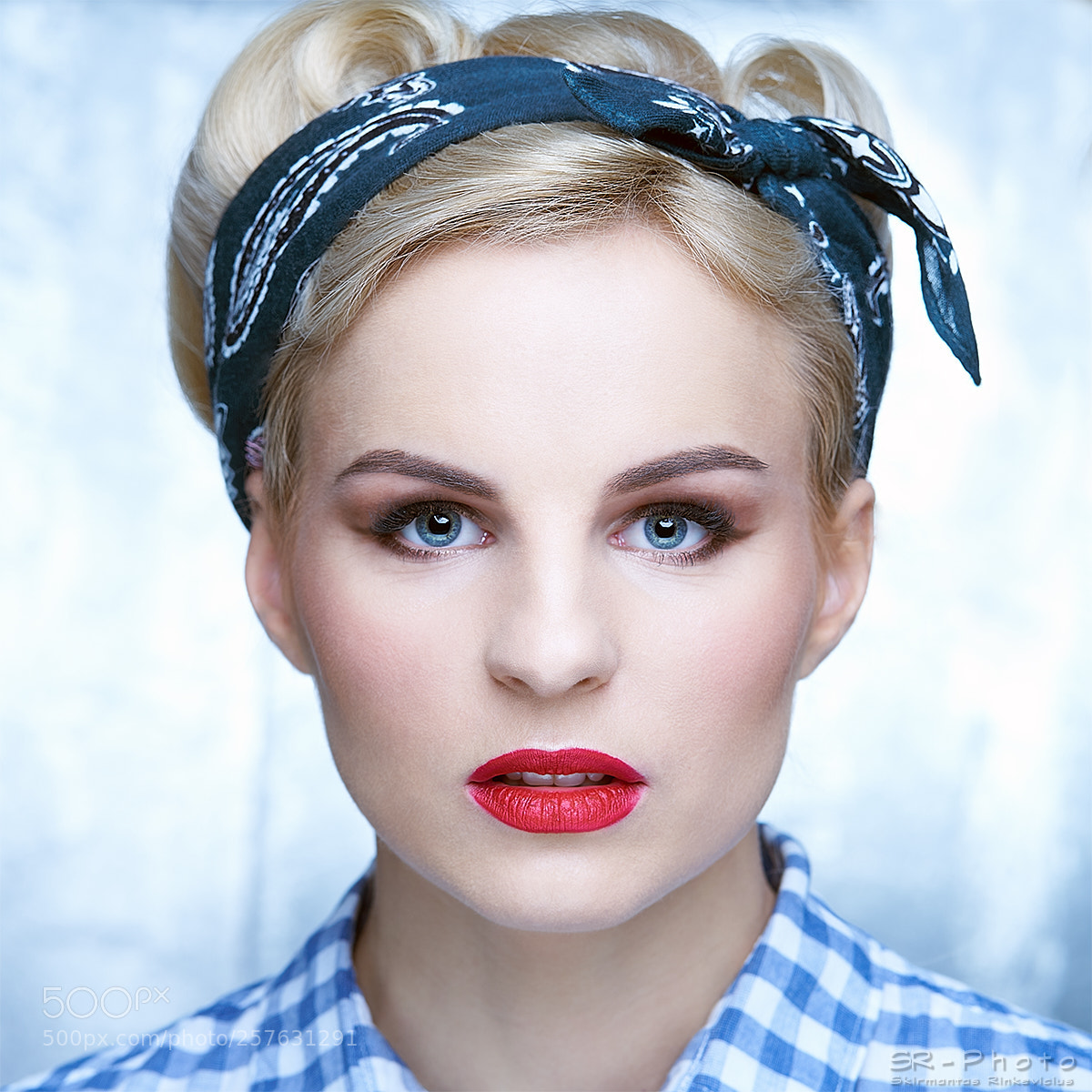 Sony a7 II sample photo. Pinup girl portrait photography