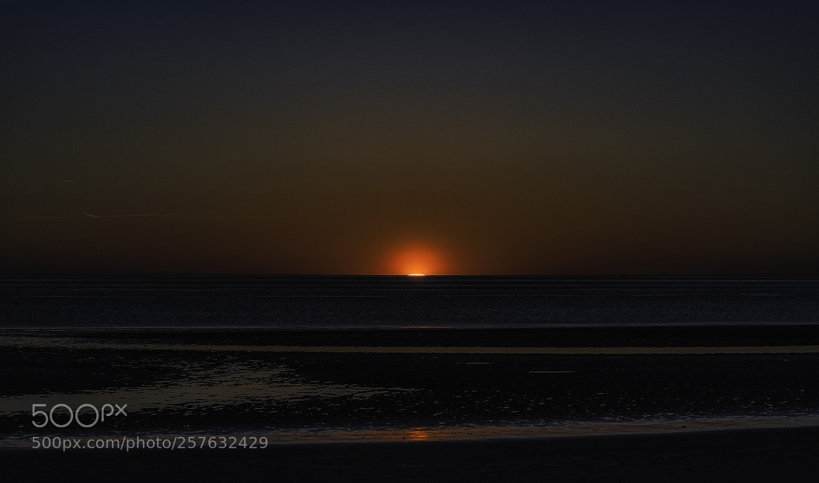 Nikon D700 sample photo. The sun is down photography