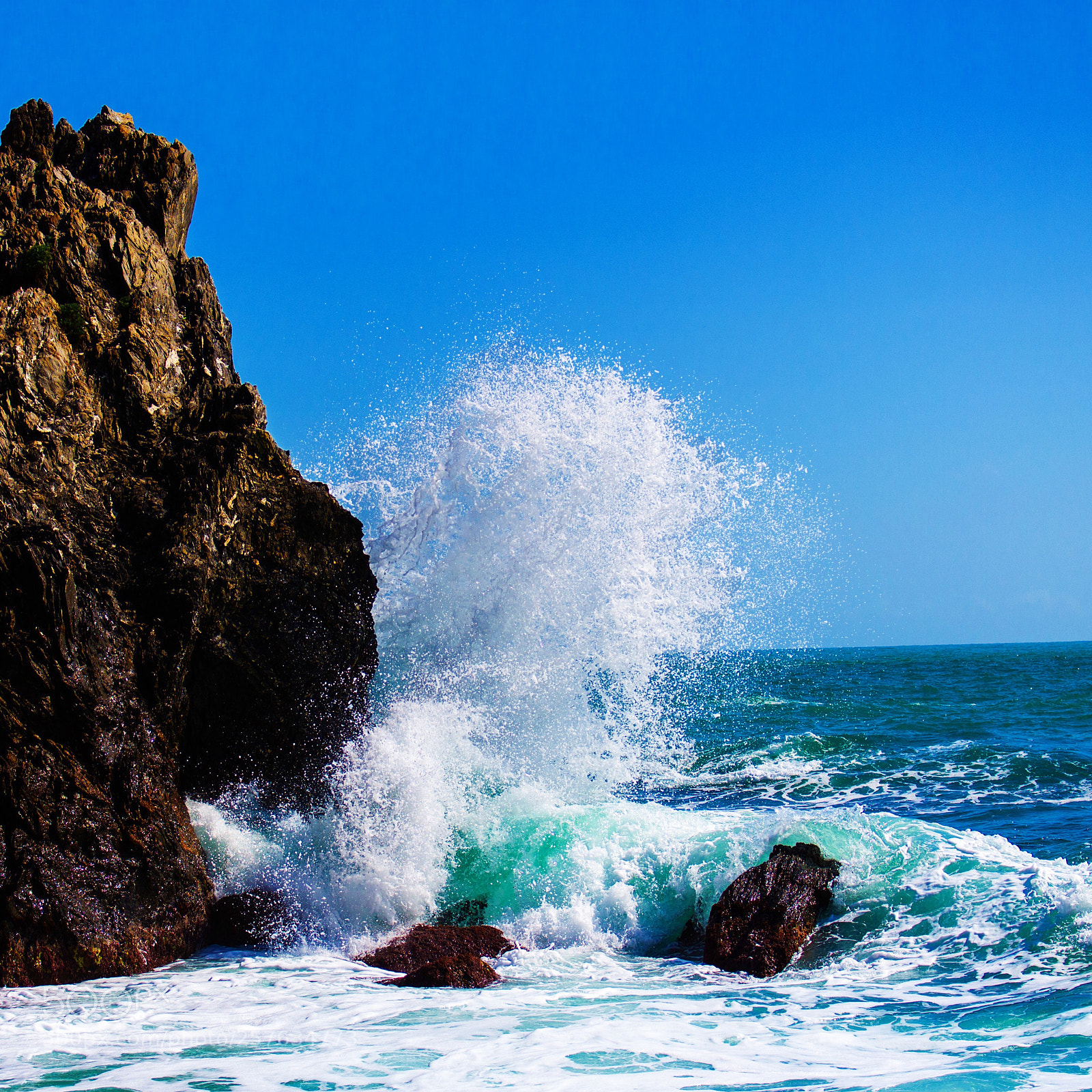 Canon EOS 700D (EOS Rebel T5i / EOS Kiss X7i) sample photo. Mediterranean waves photography