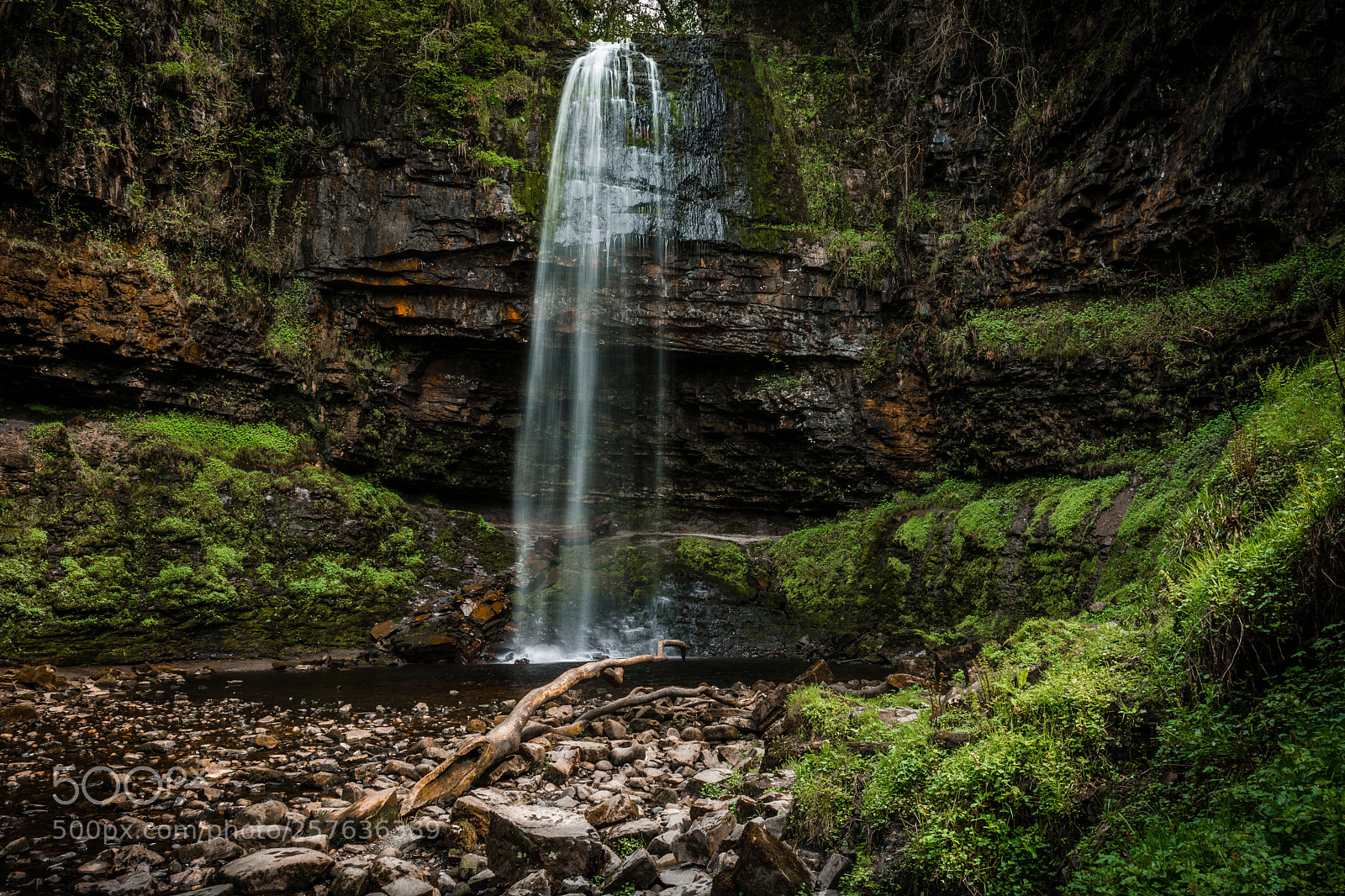 Nikon D7100 sample photo. Henrhyd waterfall photography
