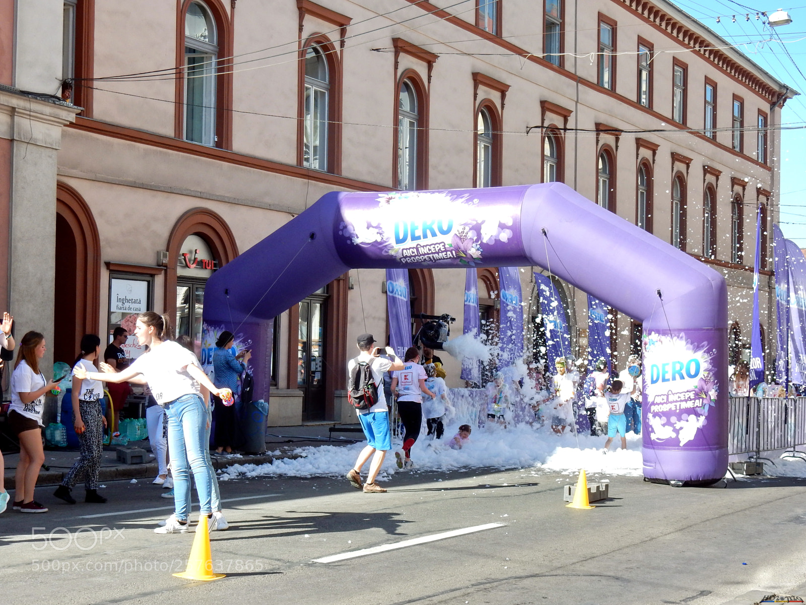 Nikon Coolpix S9900 sample photo. The color run photography