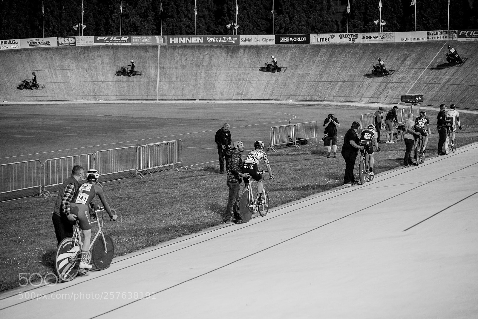 Sony a7S sample photo. Steherrennen - first push photography