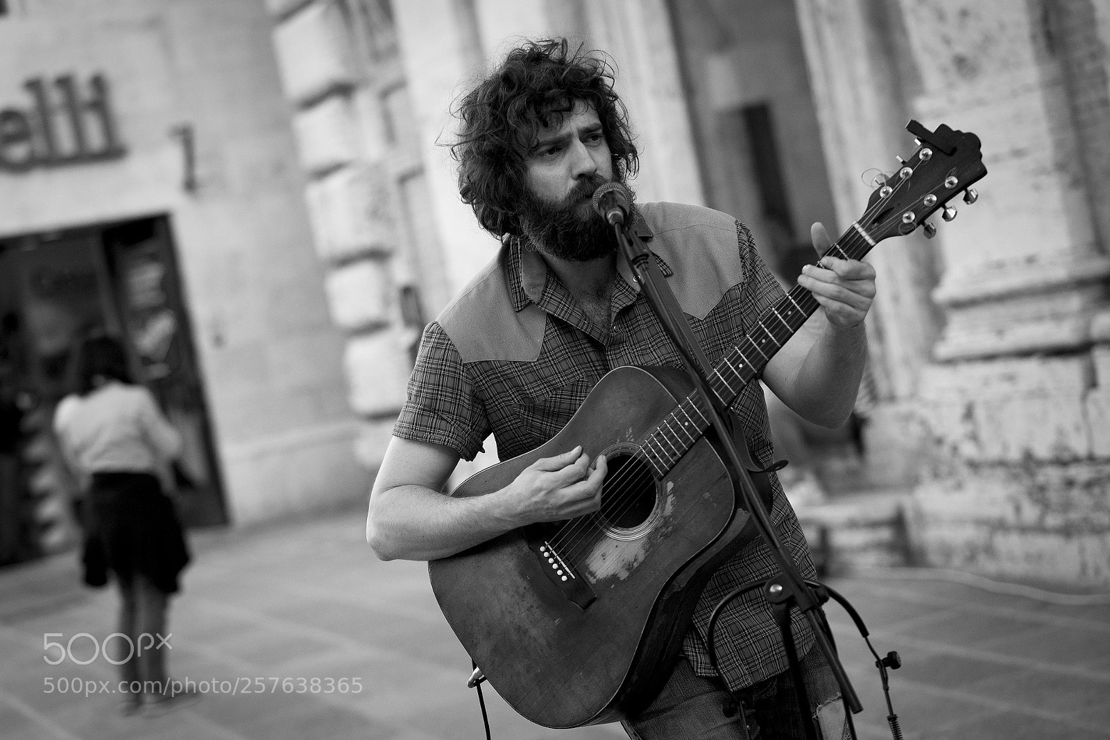 Sony a7R sample photo. Street artist photography