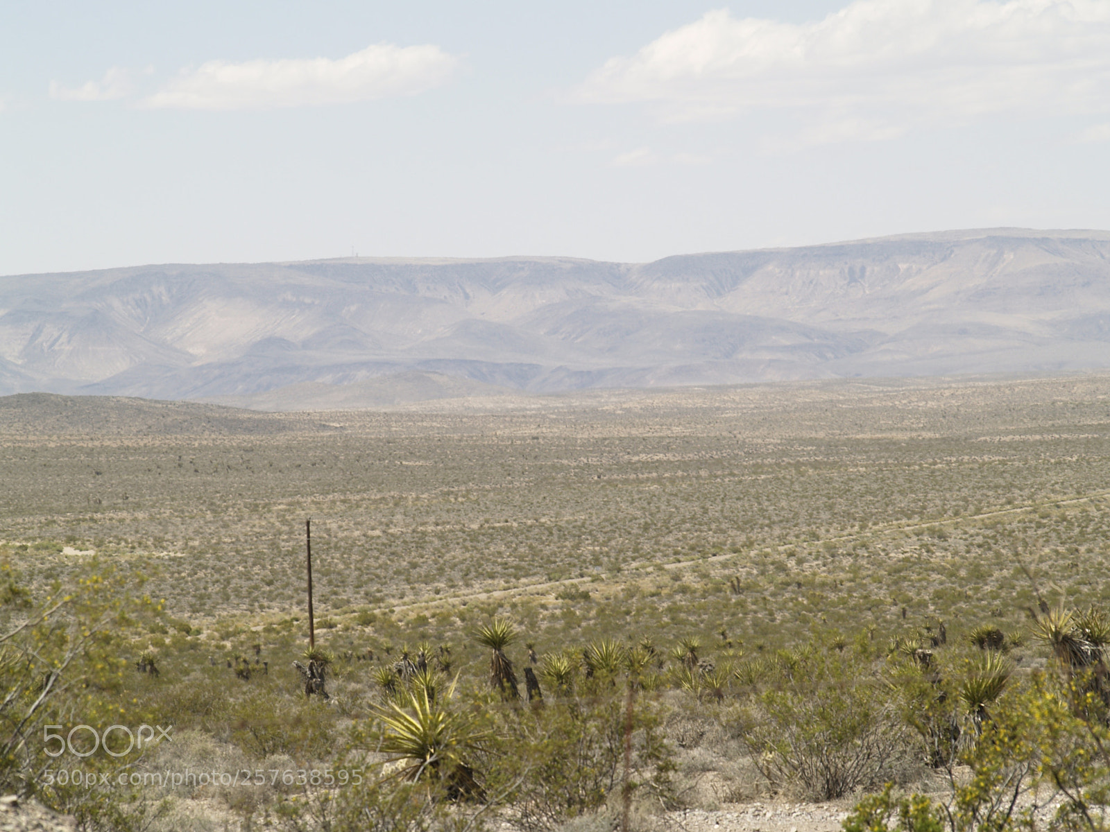 Olympus E-500 (EVOLT E-500) sample photo. Yucca mtn.range photography