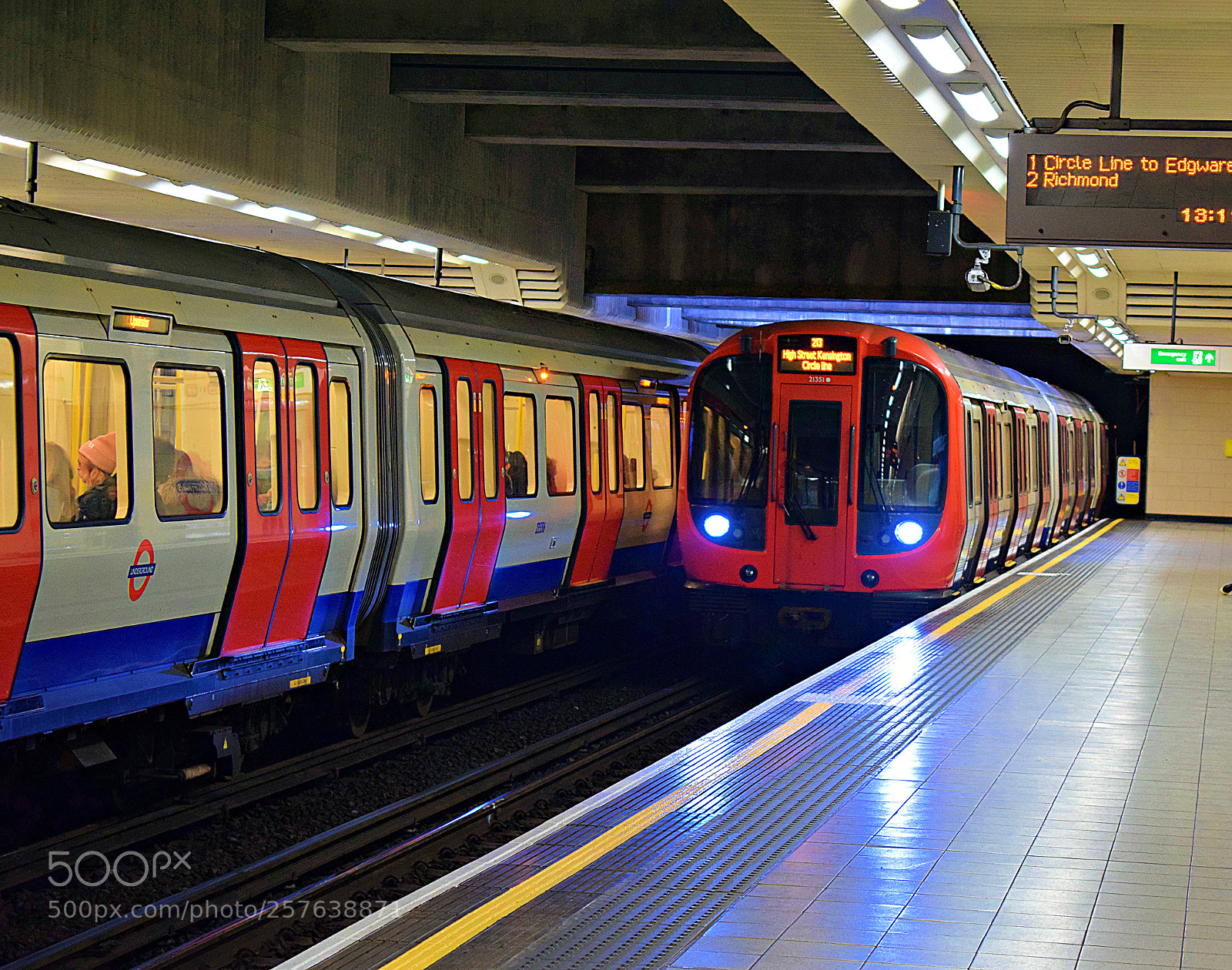 Nikon D5300 sample photo. London tubes photography