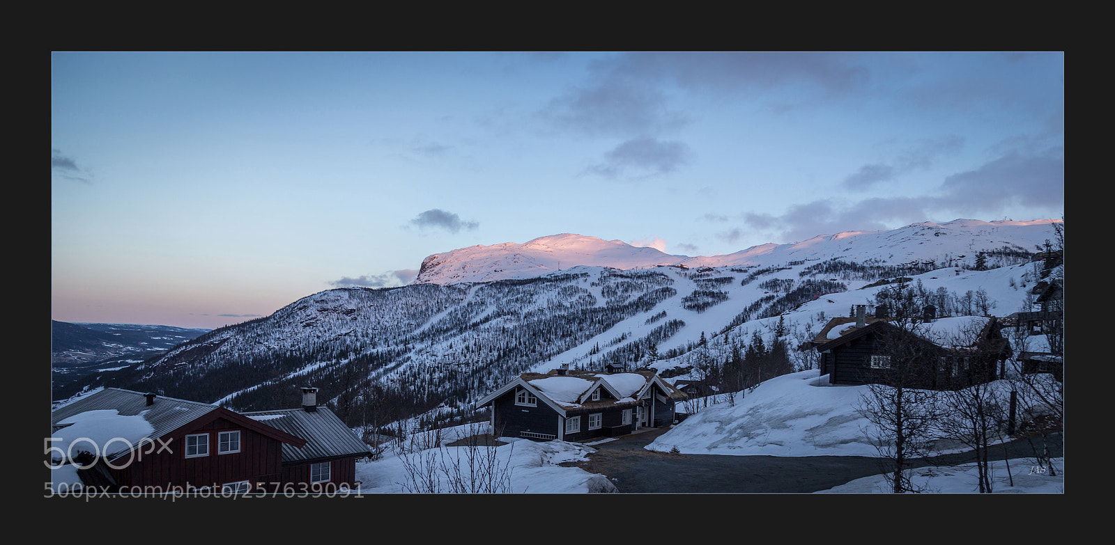 Canon EOS 6D sample photo. The last snow mai photography