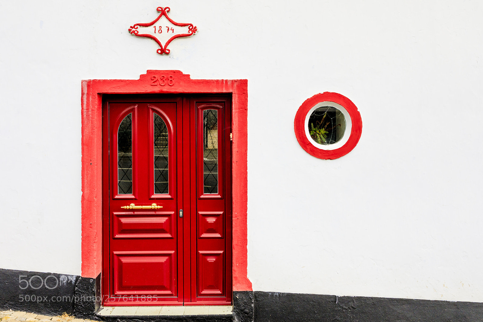 Canon EOS 5D Mark IV sample photo. A ores-terceira-vila nova-red door photography