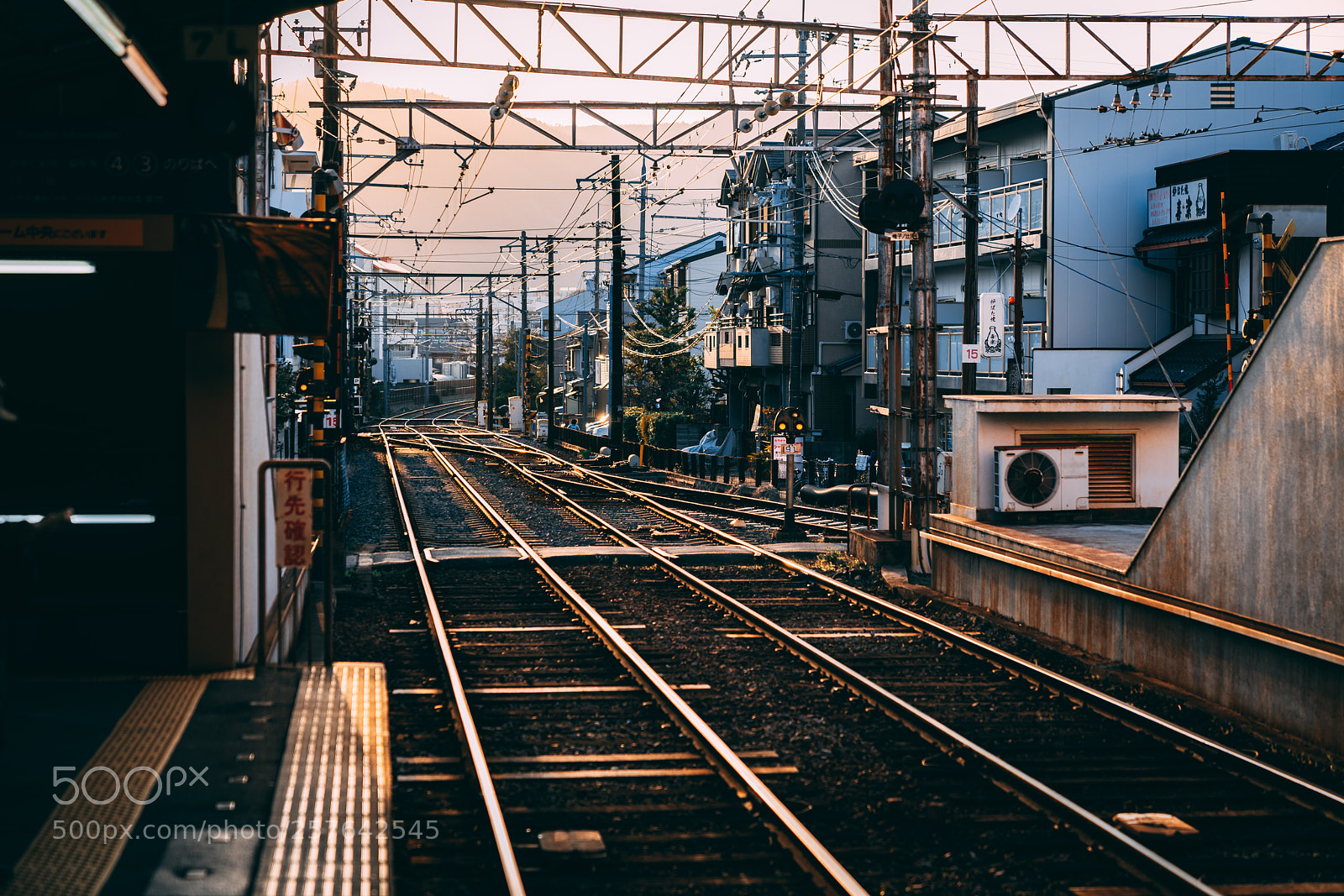 Sony a7R III sample photo. Katabiranotsuji station photography